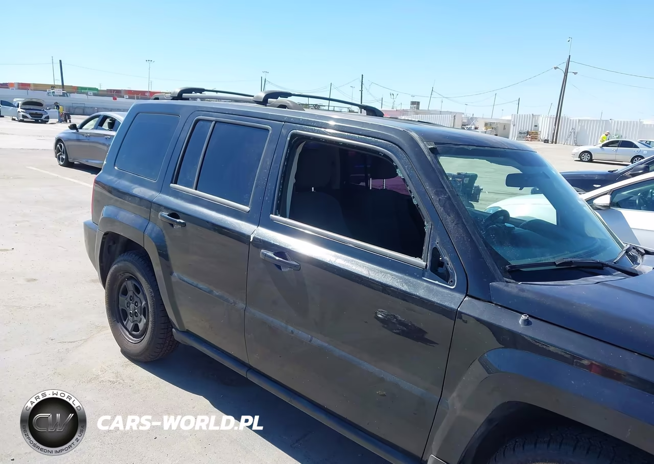 2010 Jeep Patriot Sport VIN:1J4NF2GB5AD649563 - 6