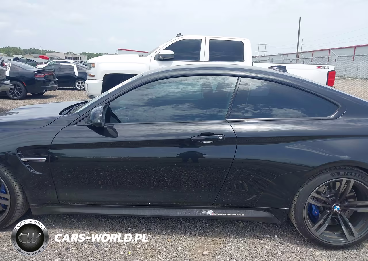 2018 BMW M4 VIN:WBS4Y9C57JAC86023 - 14