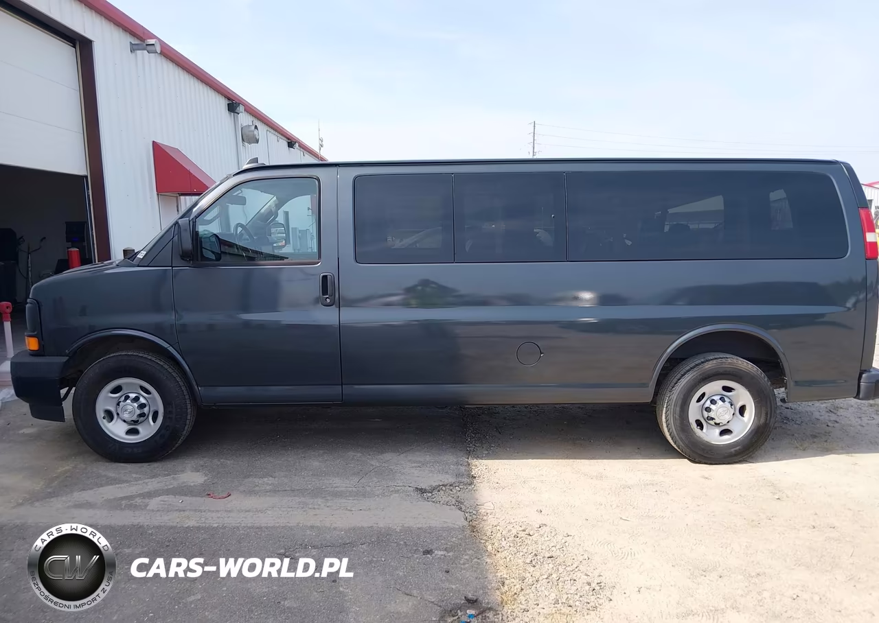 2017 Chevrolet Express 3500 Ls VIN:1GAZGNFG9H1294484 - 15