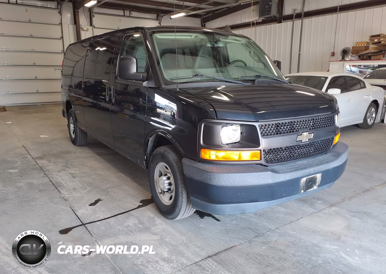 2017 Chevrolet Express 3500 Ls VIN:1GAZGNFG6H1293678 - 1