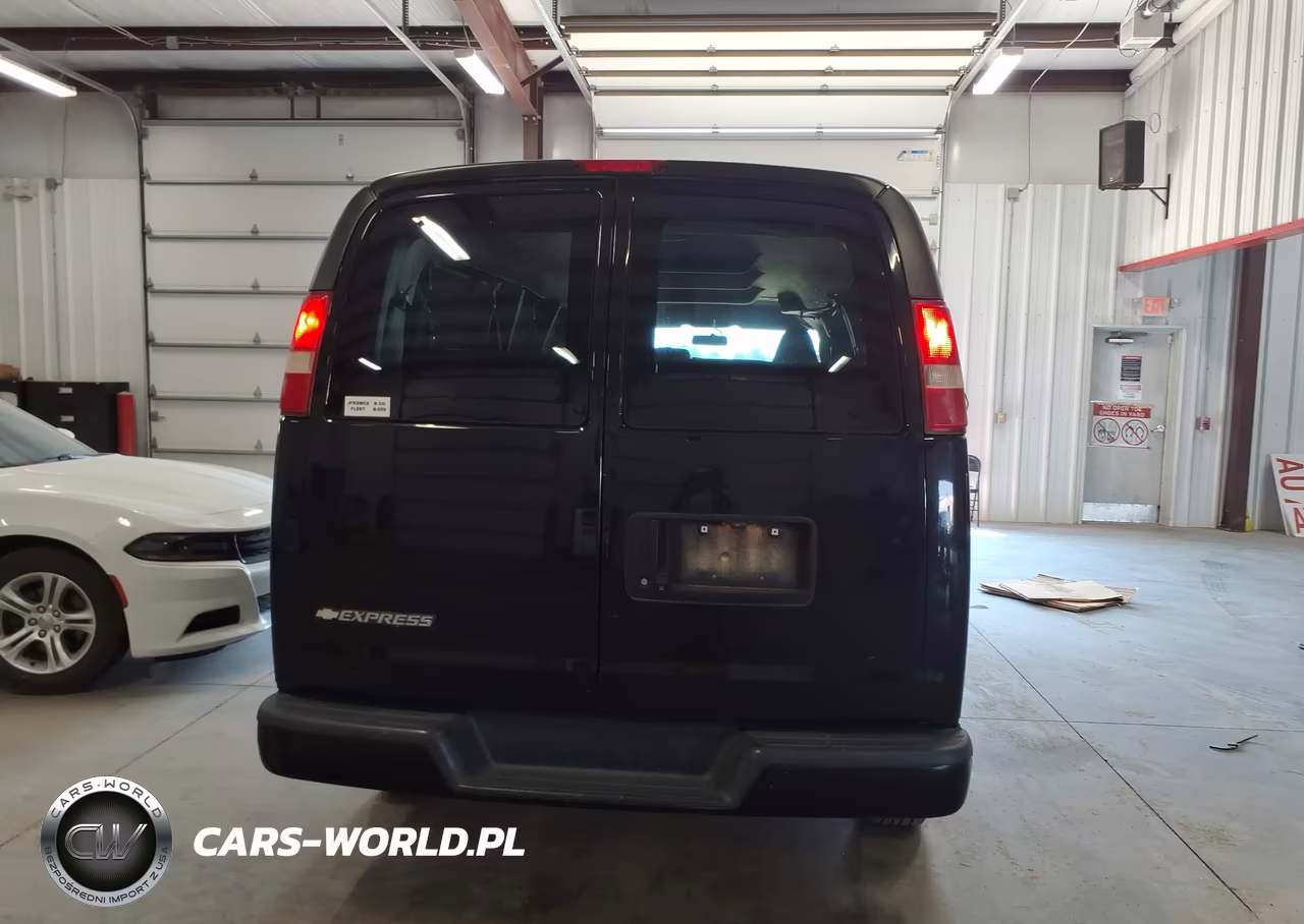 2017 Chevrolet Express 3500 Ls VIN:1GAZGNFG6H1293678 - 16