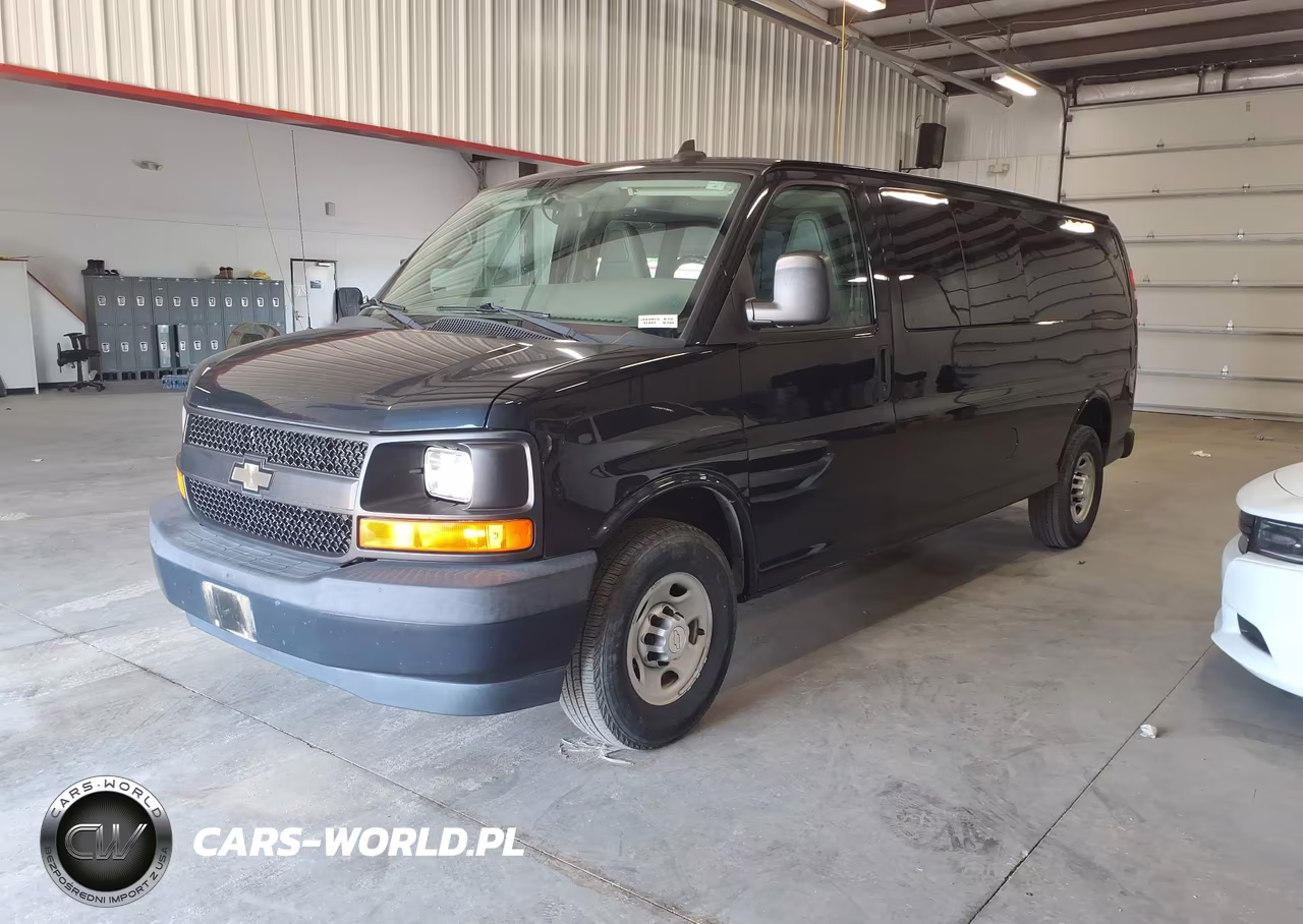 2017 Chevrolet Express 3500 Ls VIN:1GAZGNFG6H1293678 - 2