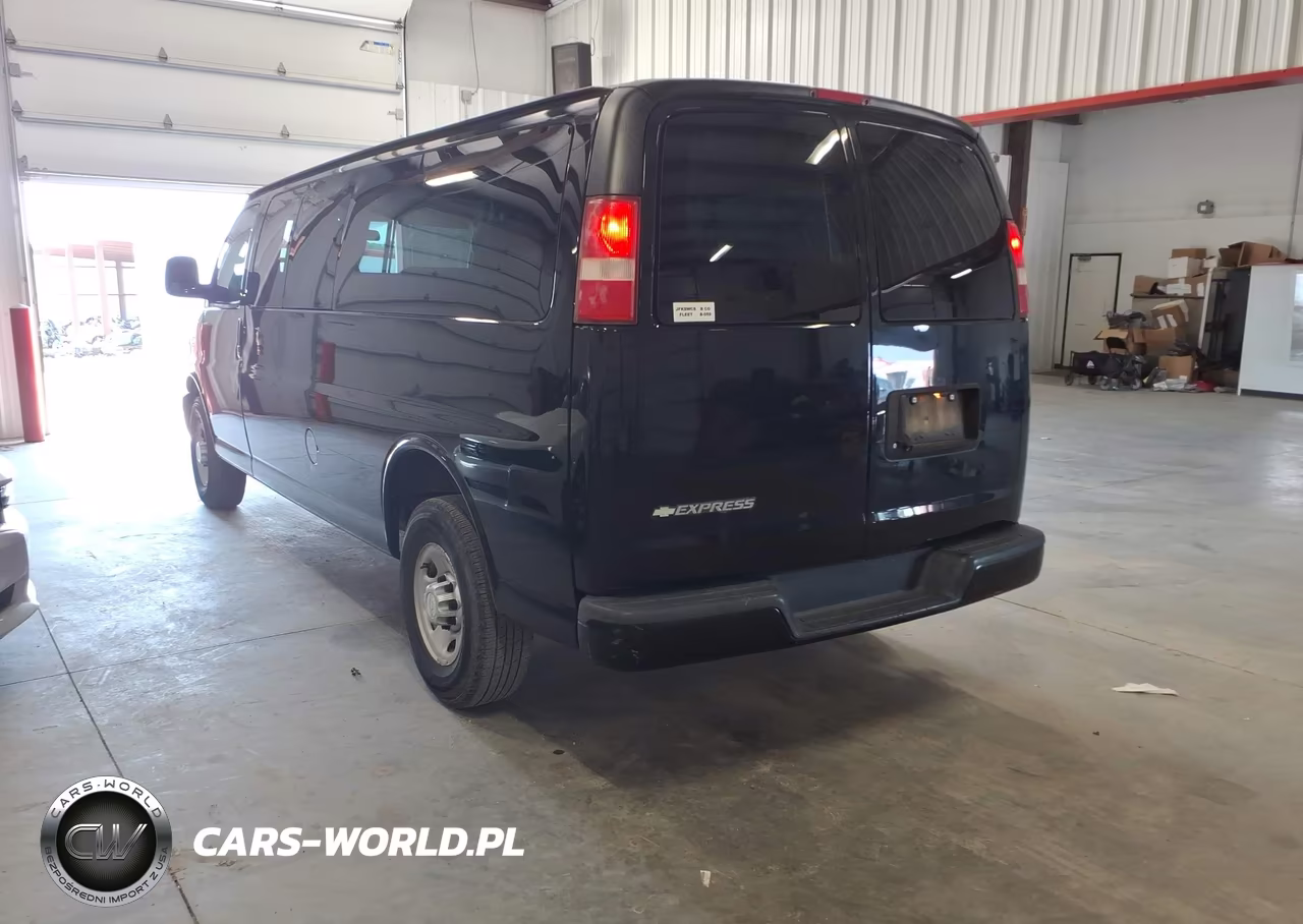 2017 Chevrolet Express 3500 Ls VIN:1GAZGNFG6H1293678 - 3