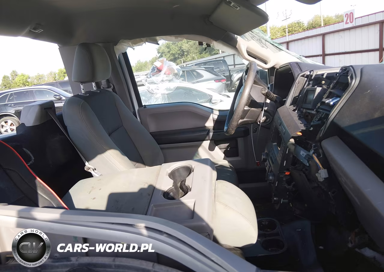 2017 Ford F-150 Xl VIN:1FTMF1EFXHKC44094 - 5
