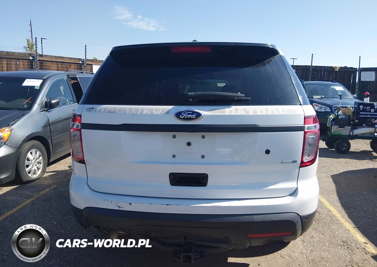 2014 Ford Utility Police Interceptor VIN:1FM5K8AR4EGB85823 - 16