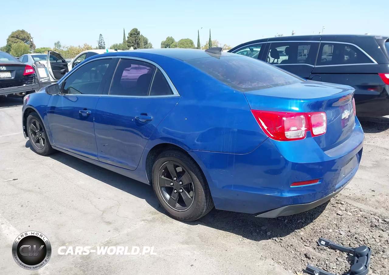 2015 Chevrolet Malibu Ls VIN:1G11B5SL9FF328860 - 3
