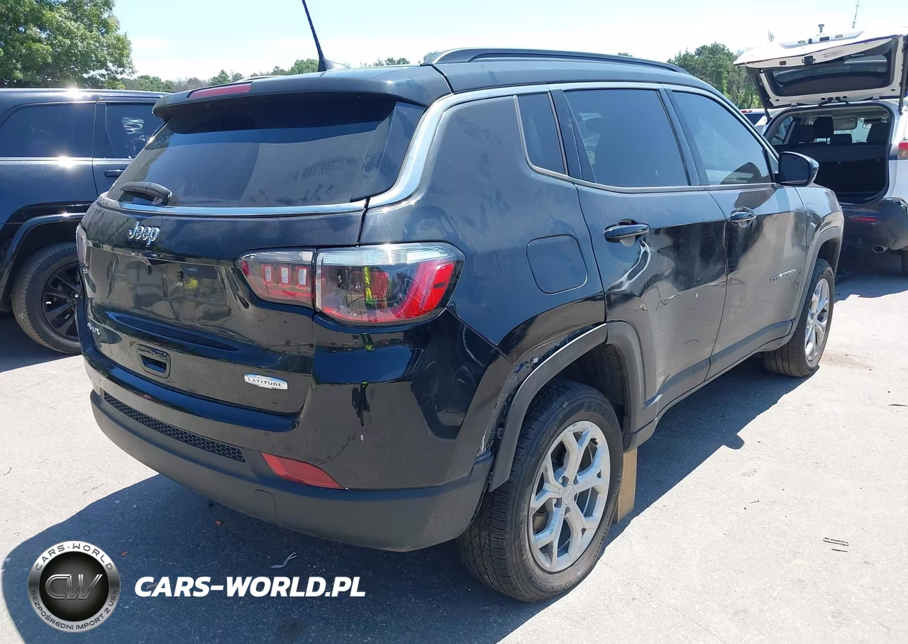 2024 Jeep Compass Latitude 4X4 VIN:3C4NJDBN6RT105077 - 4