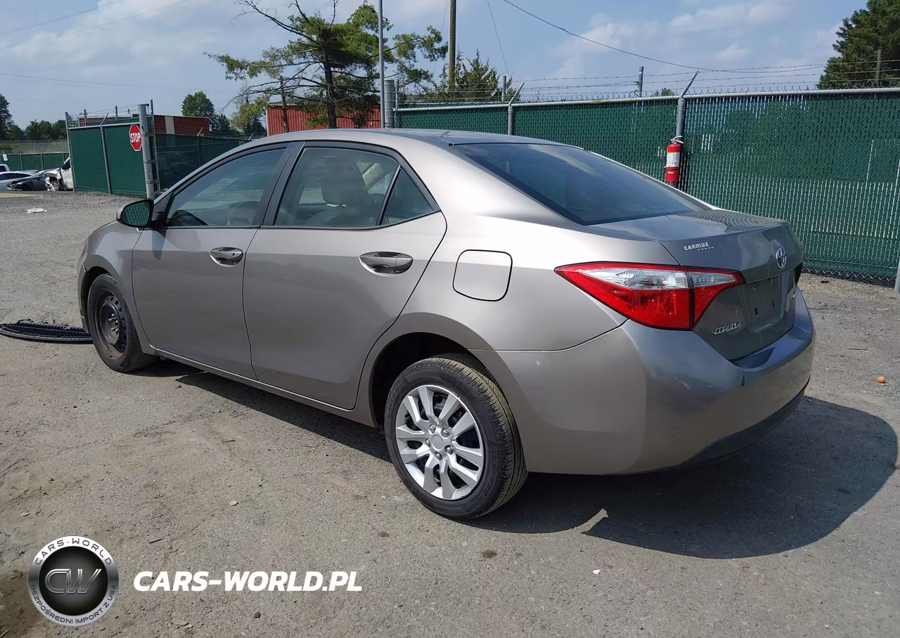 2016 Toyota Corolla Le VIN:5YFBURHE2GP451254 - 3