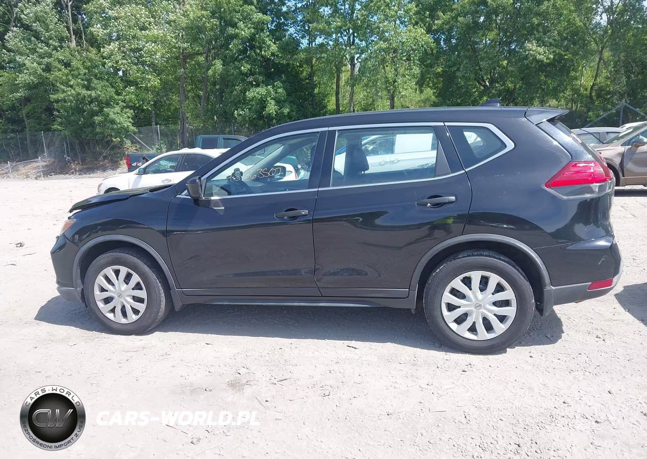 2017 Nissan Rogue S VIN:KNMAT2MV2HP561008 - 13