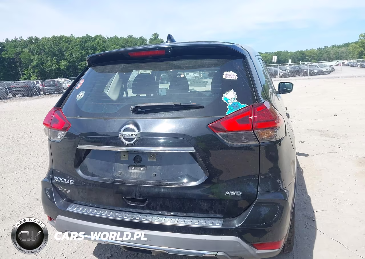 2017 Nissan Rogue S VIN:KNMAT2MV2HP561008 - 15