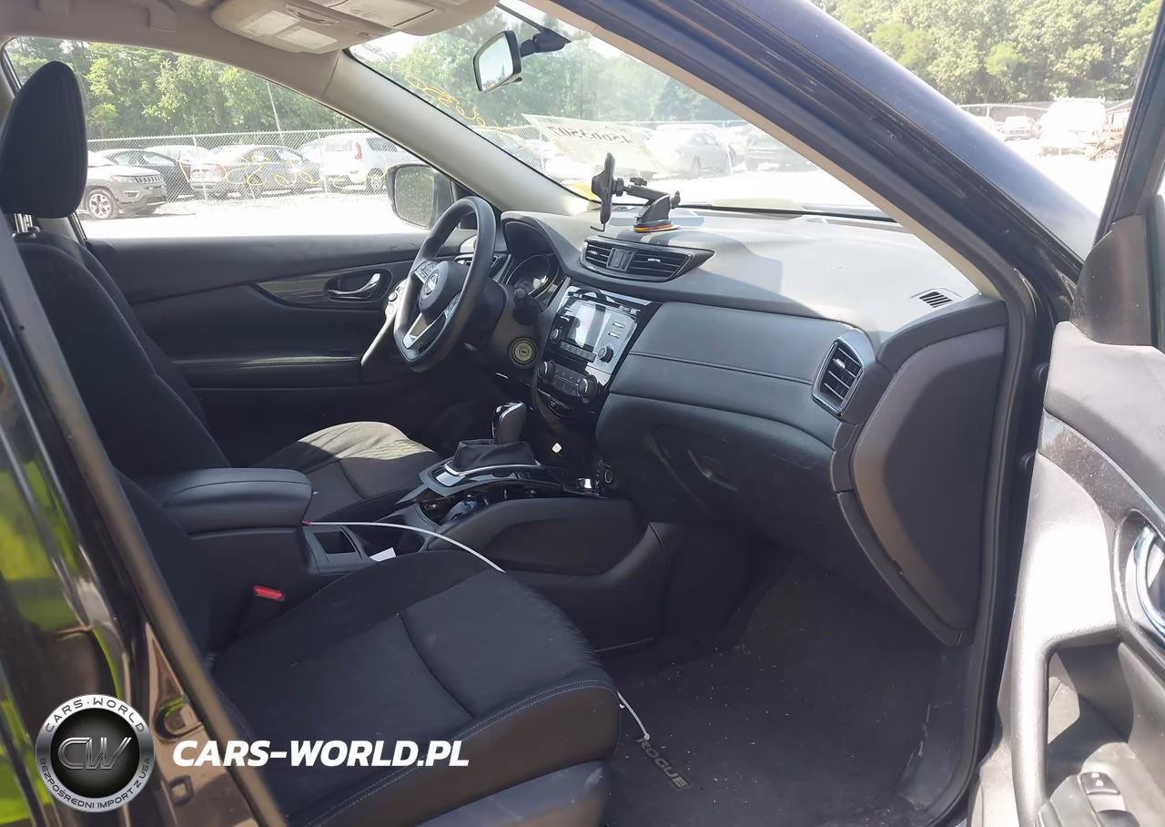 2017 Nissan Rogue S VIN:KNMAT2MV2HP561008 - 5