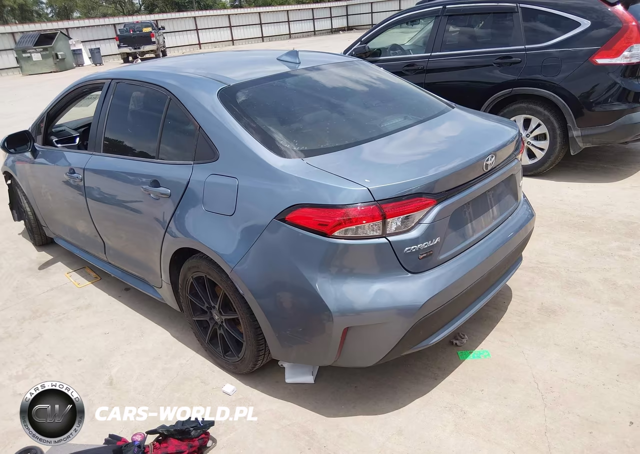 2020 Toyota Corolla Le VIN:5YFEPRAE7LP038819 - 3