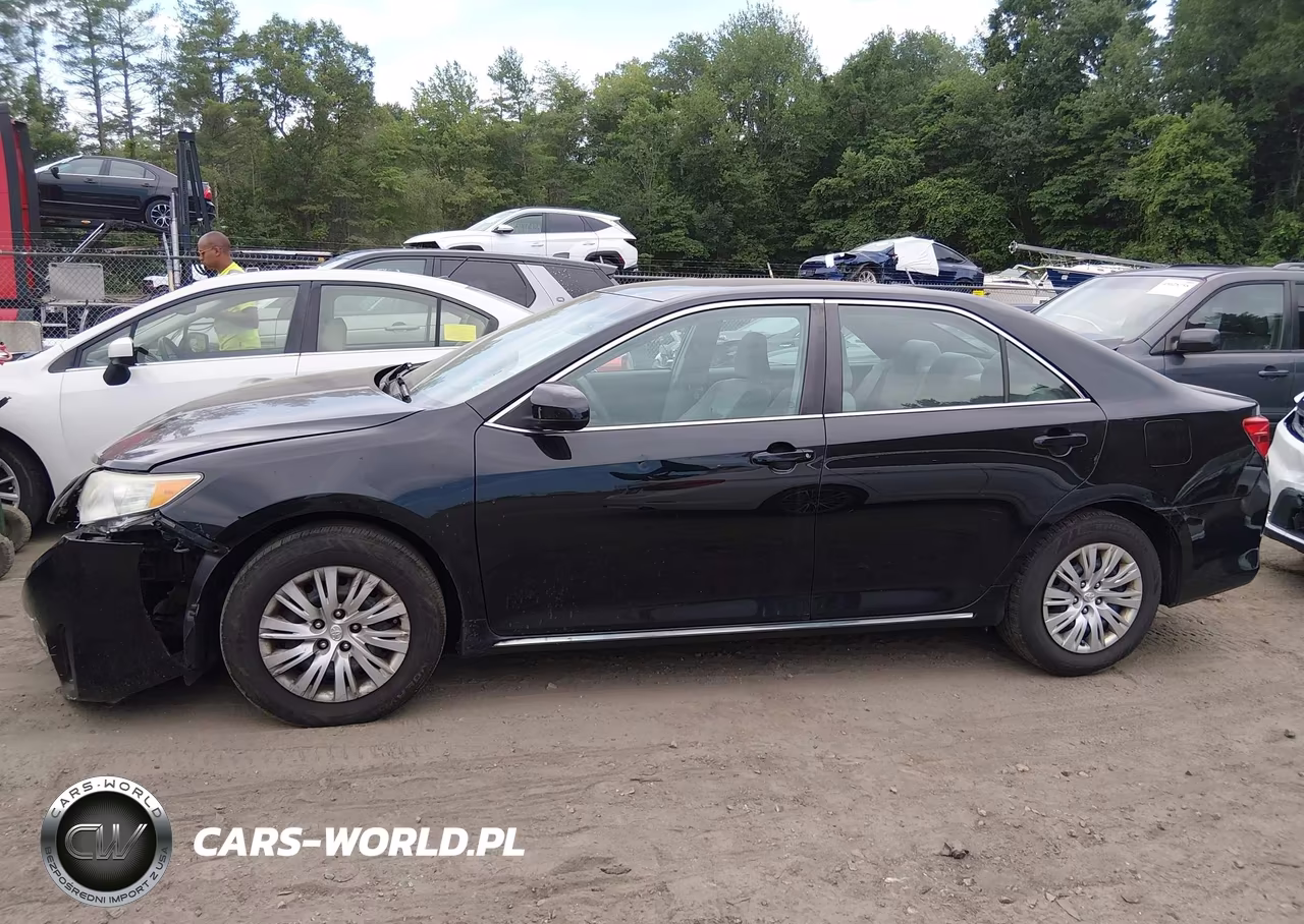 2014 Toyota Camry Le VIN:4T4BF1FK9ER378955 - 14