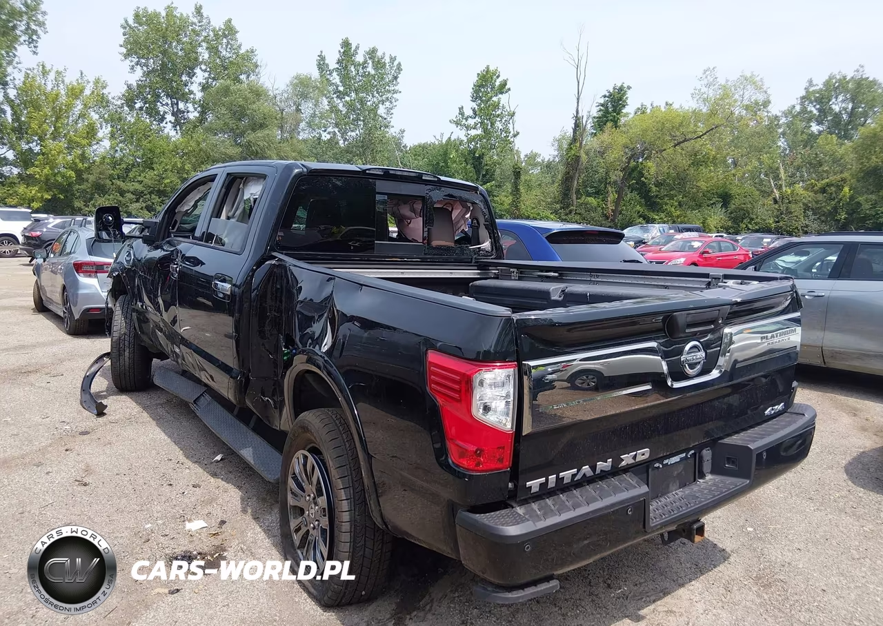 2017 Nissan Titan Xd Platinum Reserve Diesel VIN:1N6BA1F44HN563201 - 3