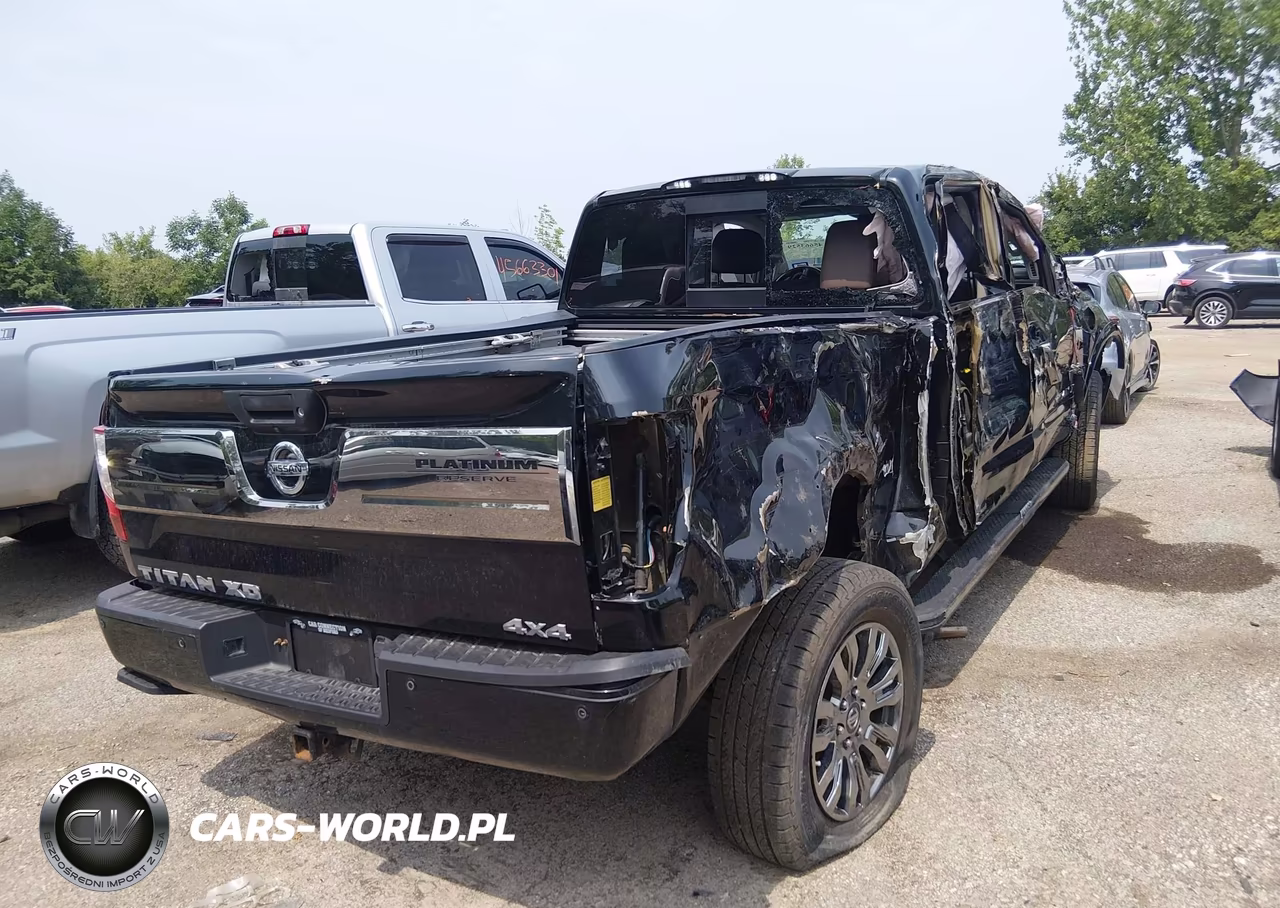 2017 Nissan Titan Xd Platinum Reserve Diesel VIN:1N6BA1F44HN563201 - 4