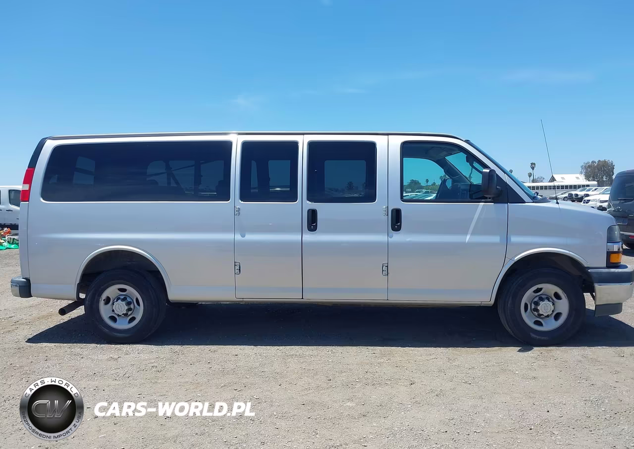 2018 Chevrolet Express 3500 Lt VIN:1GAZGPFG2J1299754 - 13