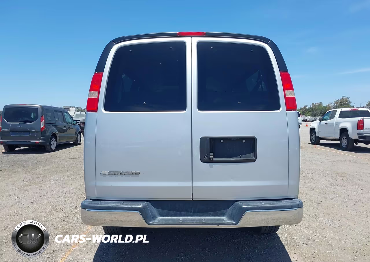 2018 Chevrolet Express 3500 Lt VIN:1GAZGPFG2J1299754 - 16