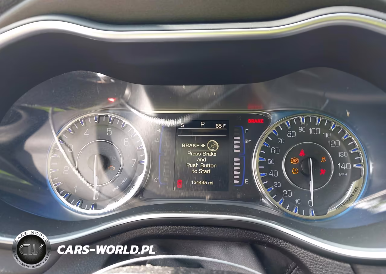 2016 Chrysler 200 Limited VIN:1C3CCCABXGN164525 - 7