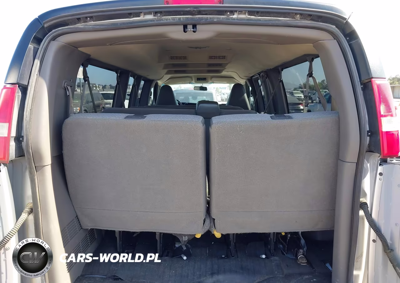 2018 Chevrolet Express 3500 Lt VIN:1GAZGPFG9J1299878 - 12
