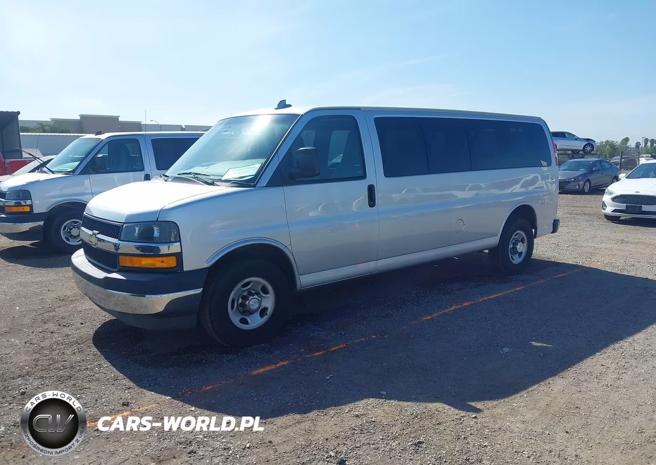 2018 Chevrolet Express 3500 Lt VIN:1GAZGPFG9J1299878 - 2