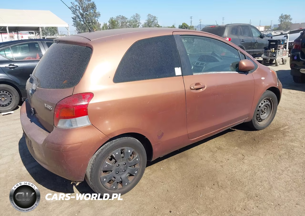 2010 Toyota Yaris VIN:JTDJT4K36A5297113 - 4