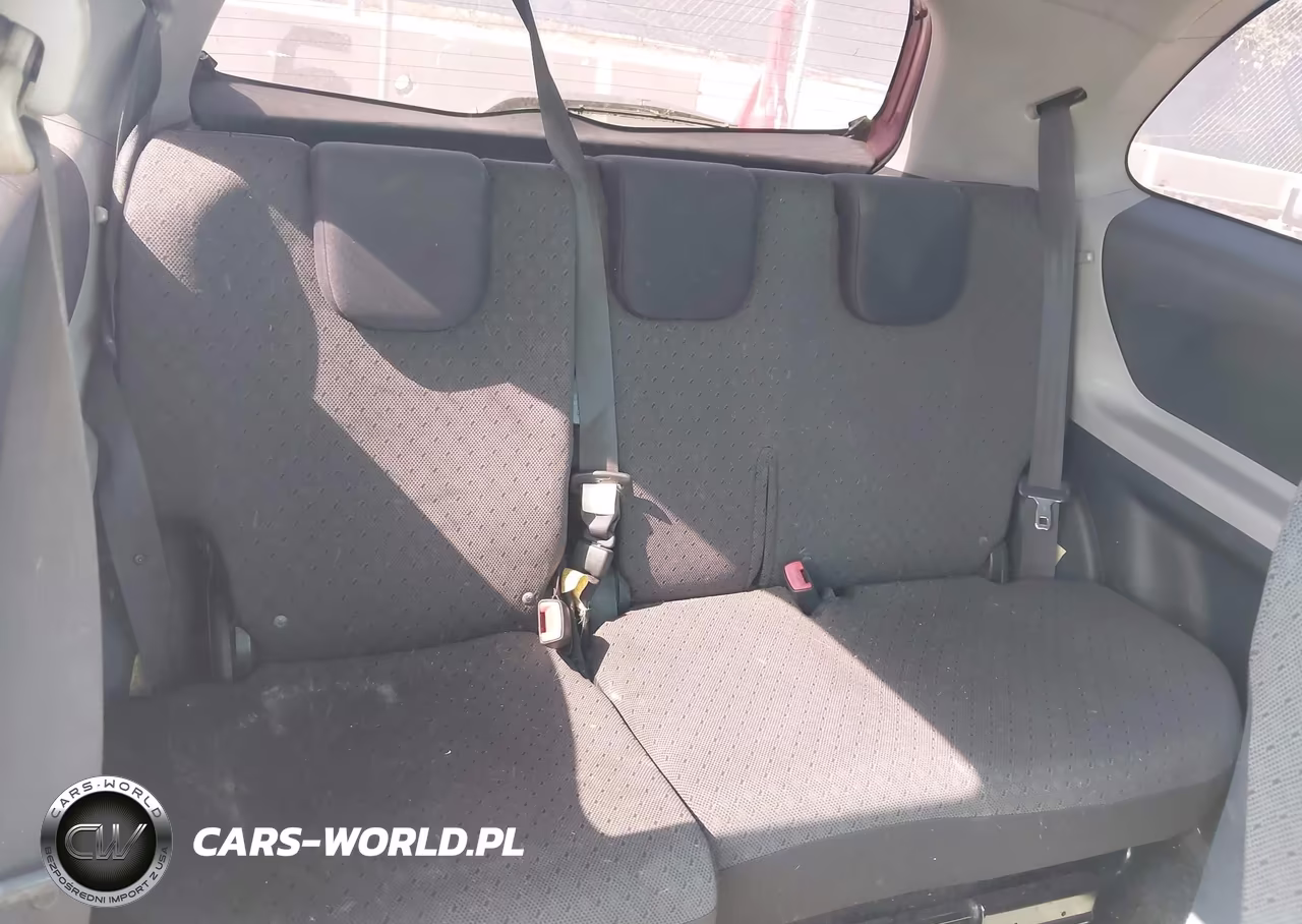 2010 Toyota Yaris VIN:JTDJT4K36A5297113 - 8