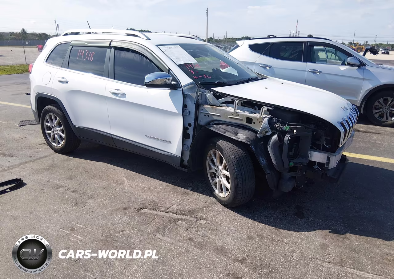 2015 Jeep Cherokee Latitude – zdjęcie 1 z 16