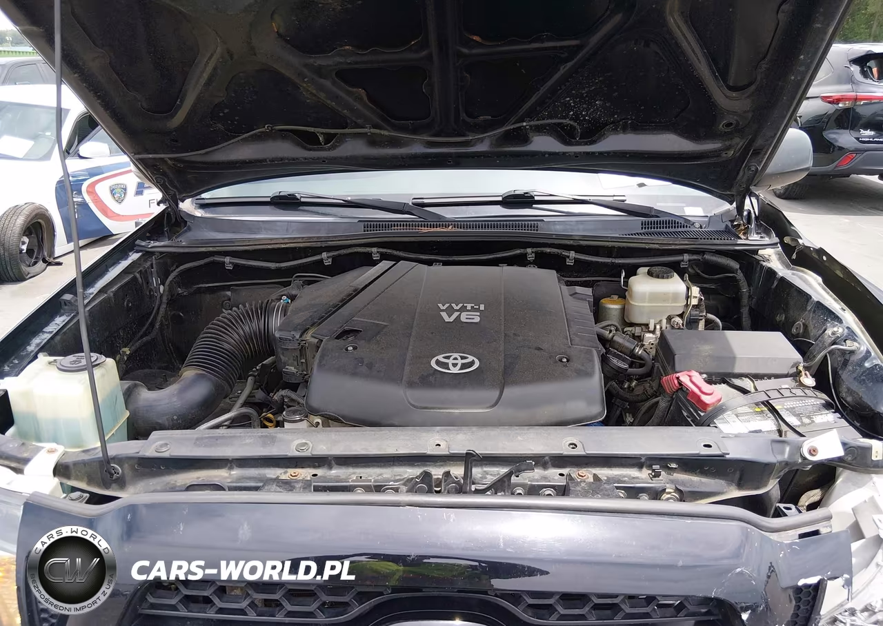 2011 Toyota Tacoma Base V6 VIN:5TFLU4EN2BX005210 - 10
