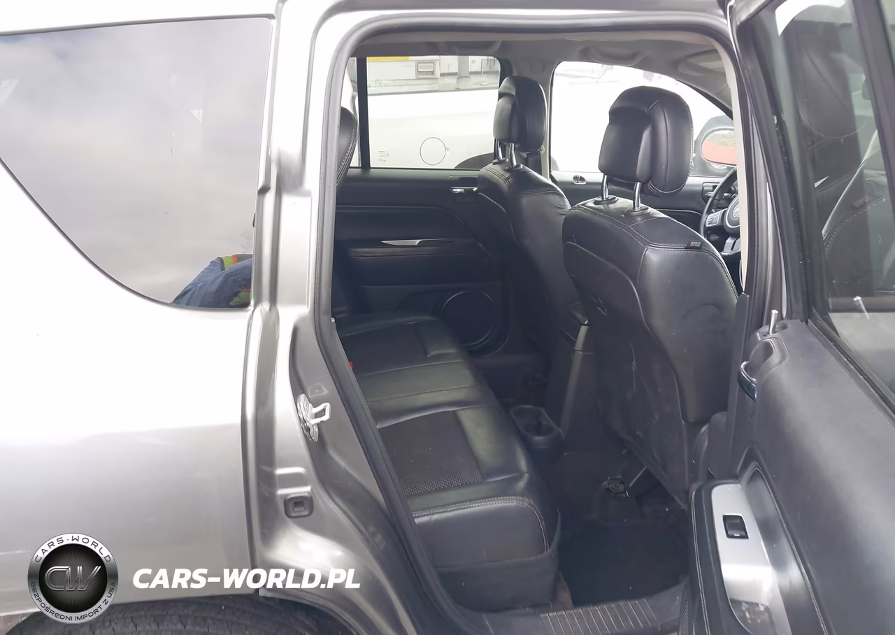2014 Jeep Compass Latitude VIN:1C4NJCEA7ED562922 - 8