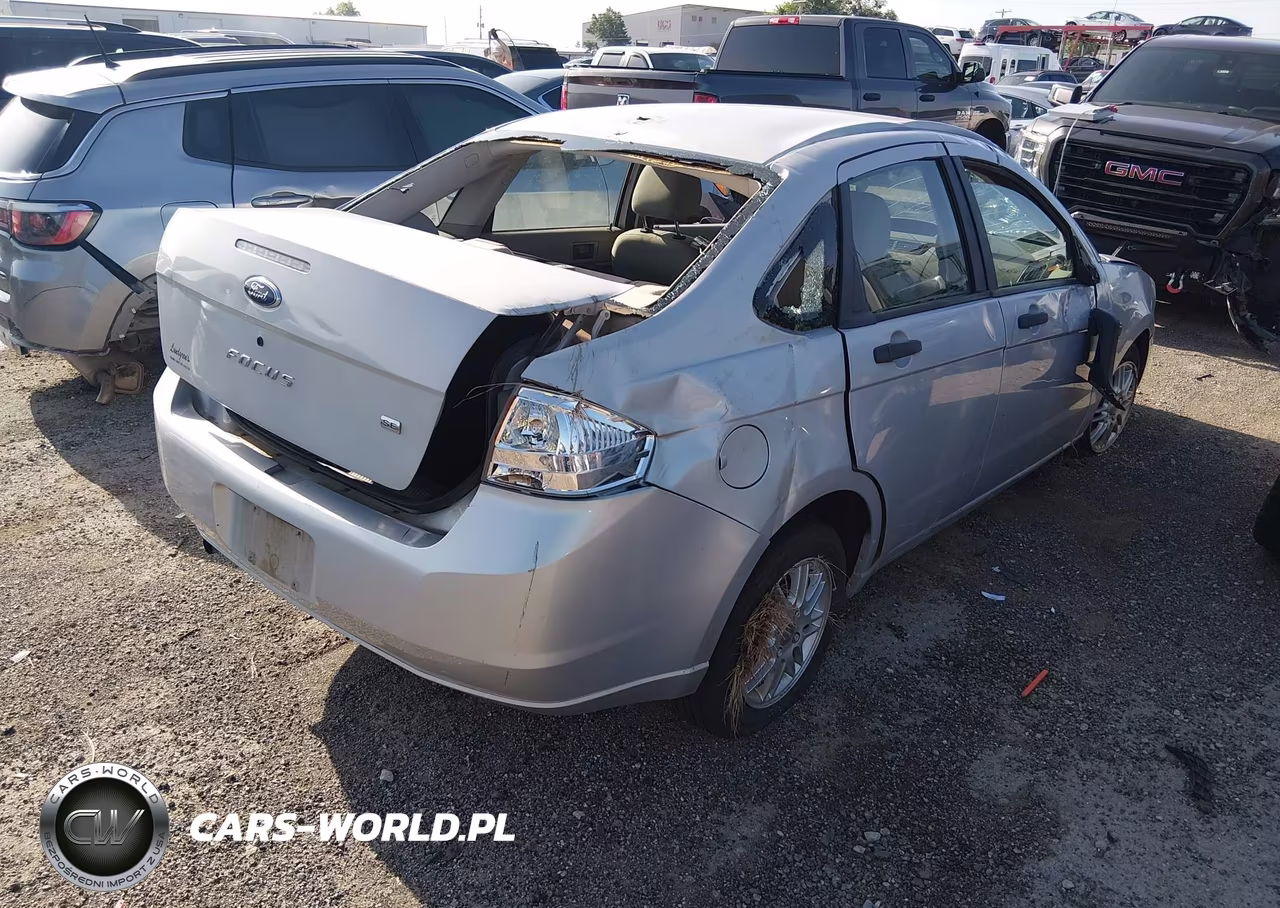 2008 Ford Focus Se-Ses VIN:1FAHP35N88W194800 - 4