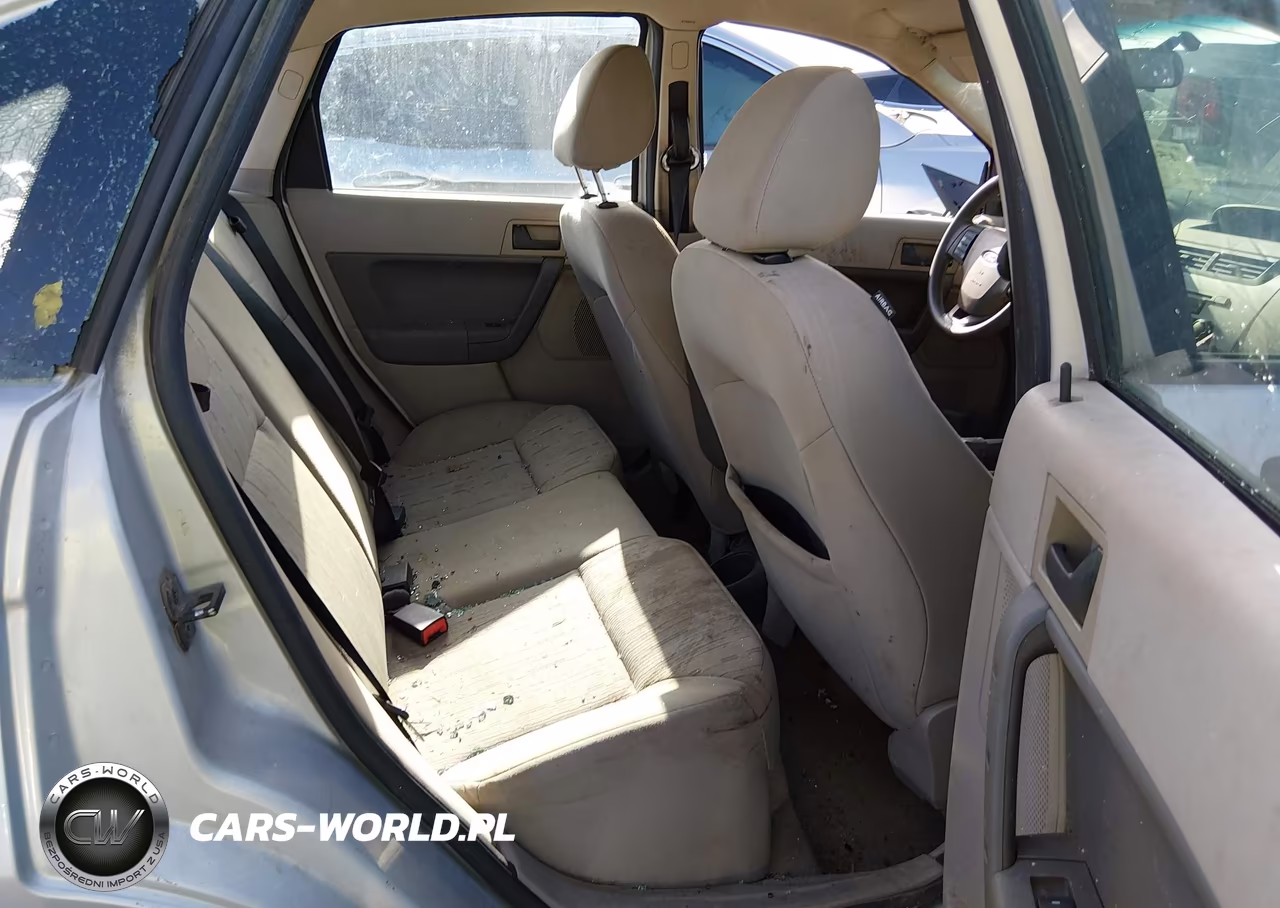 2008 Ford Focus Se-Ses VIN:1FAHP35N88W194800 - 8