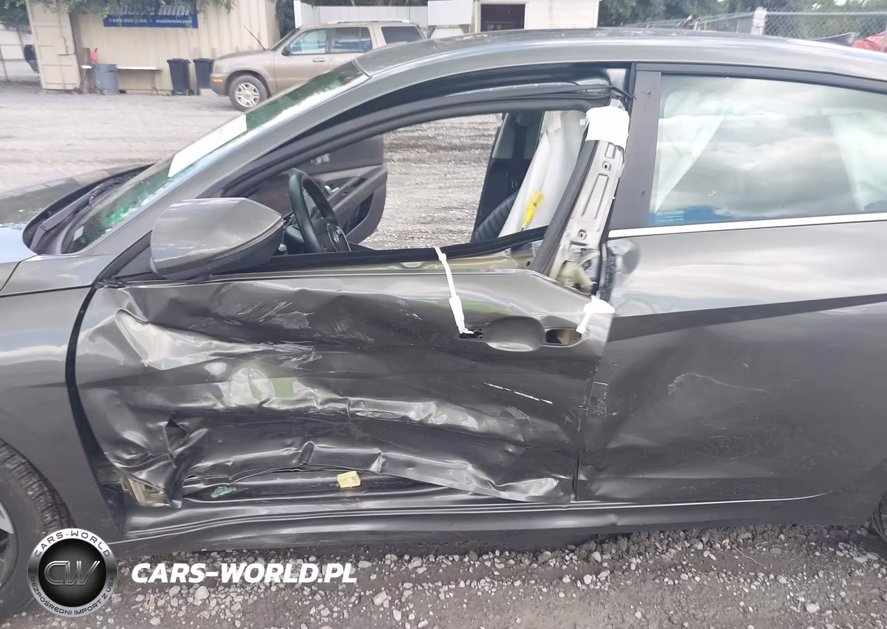2024 Hyundai Elantra Limited VIN:KMHLP4DG0RU713828 - 6