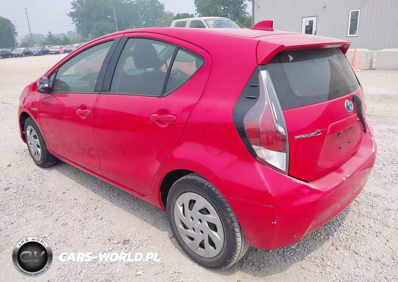 2015 Toyota Prius C Two VIN:JTDKDTB33F1112591 - 3