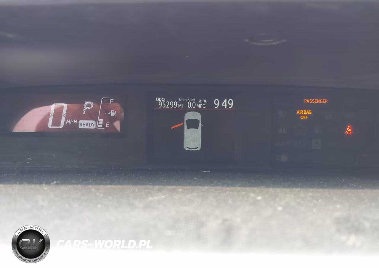 2015 Toyota Prius C Two VIN:JTDKDTB33F1112591 - 7