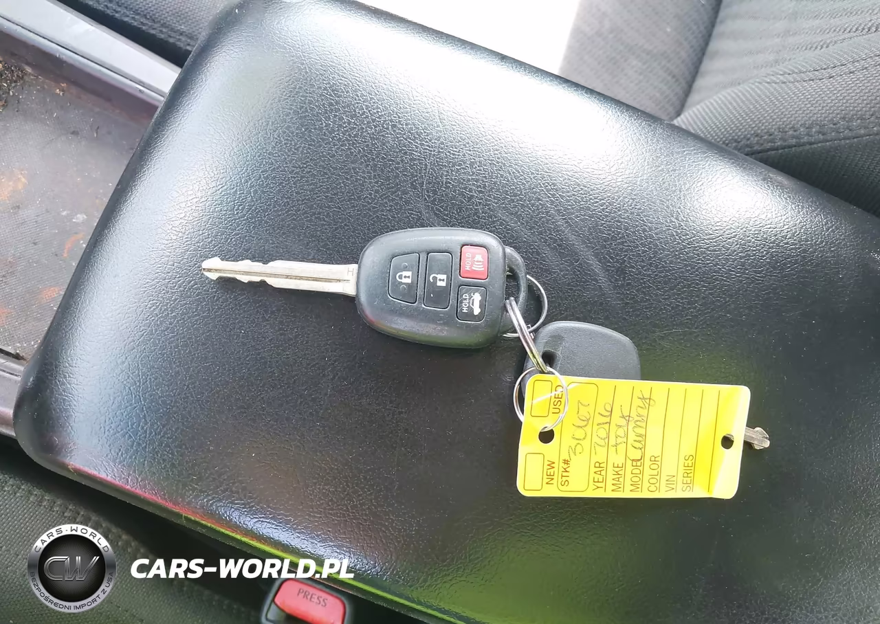 2016 Toyota Camry Le VIN:4T1BF1FK3GU566111 - 11