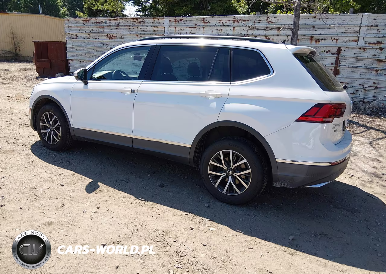 2018 Volkswagen Tiguan 2.0T Se-2.0T Sel VIN:3VV2B7AXXJM190803 - 3