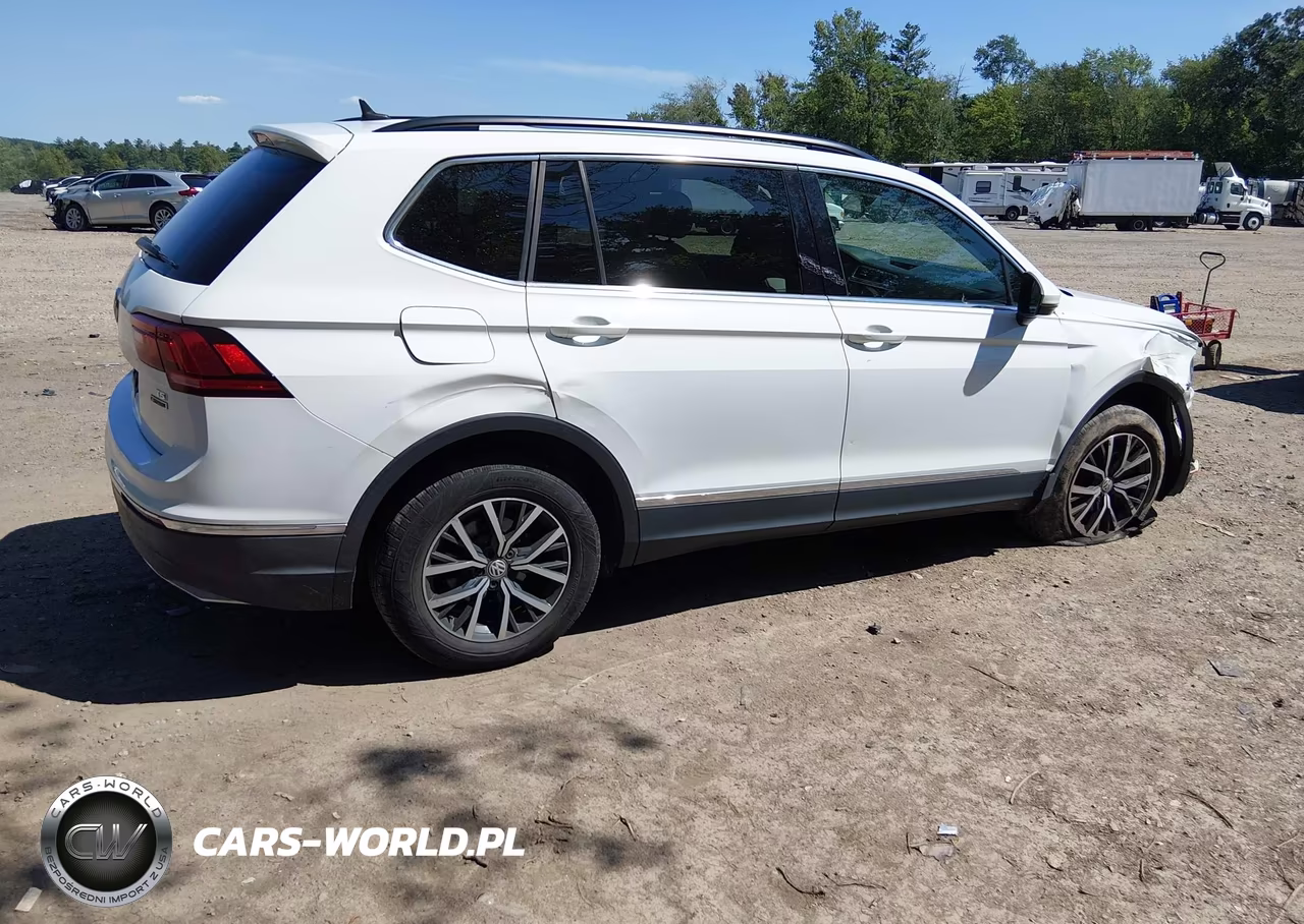 2018 Volkswagen Tiguan 2.0T Se-2.0T Sel VIN:3VV2B7AXXJM190803 - 4