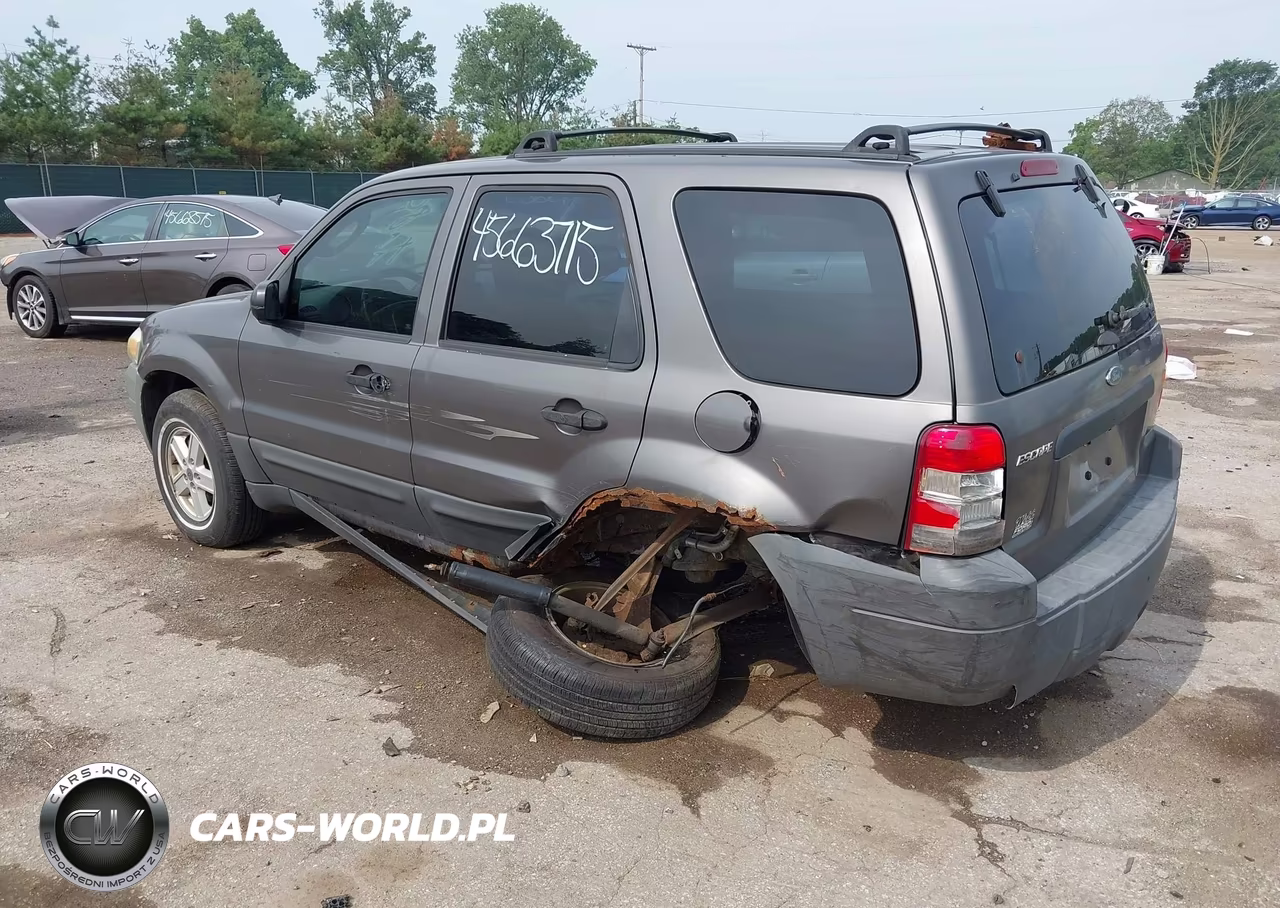2005 Ford Escape Xls VIN:1FMYU02Z65KA47897 - 3