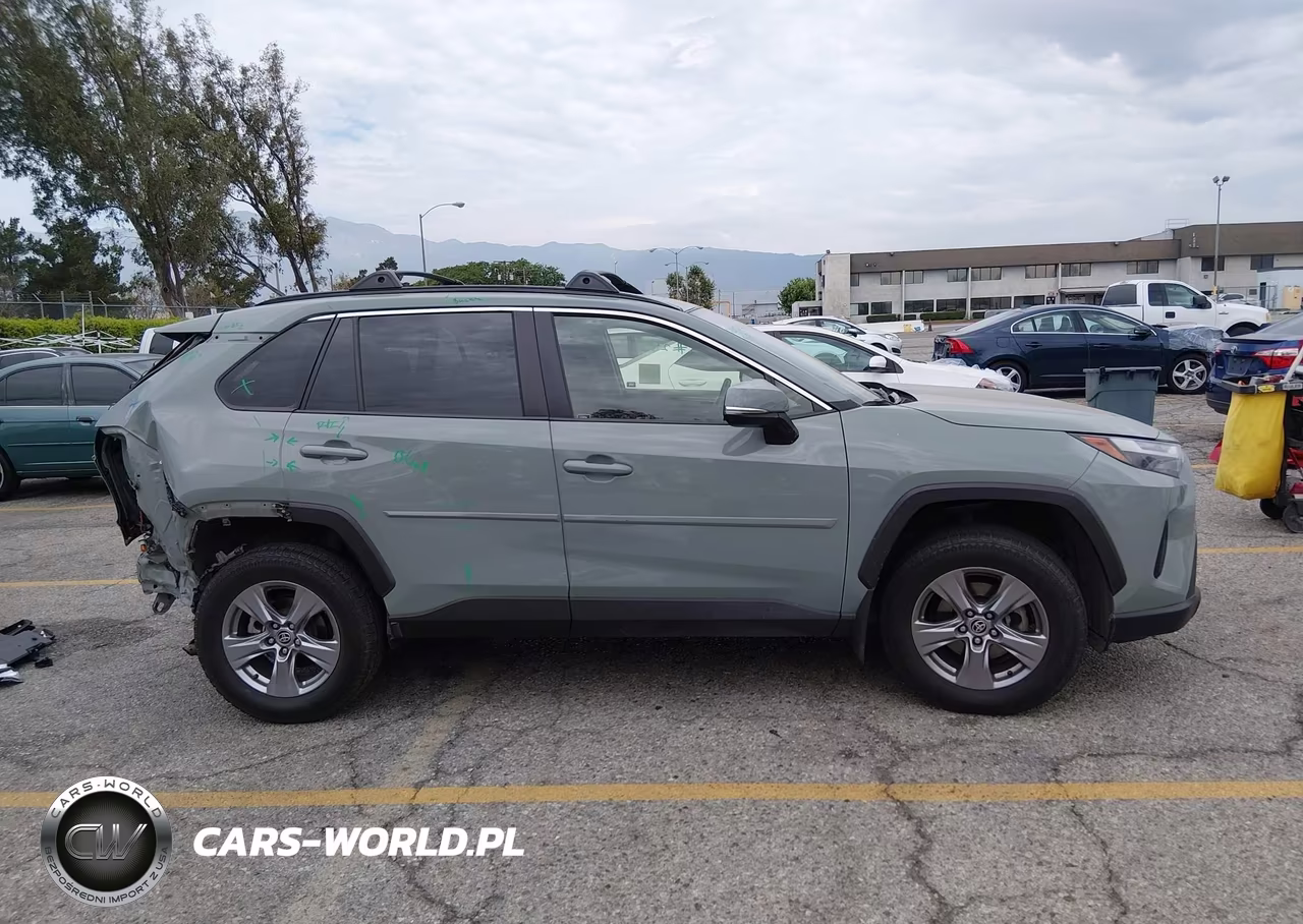 2022 Toyota Rav4 Xle VIN:JTMW1RFV2ND088967 - 14