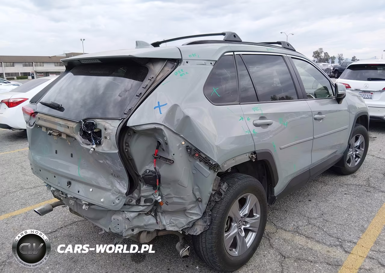 2022 Toyota Rav4 Xle VIN:JTMW1RFV2ND088967 - 4