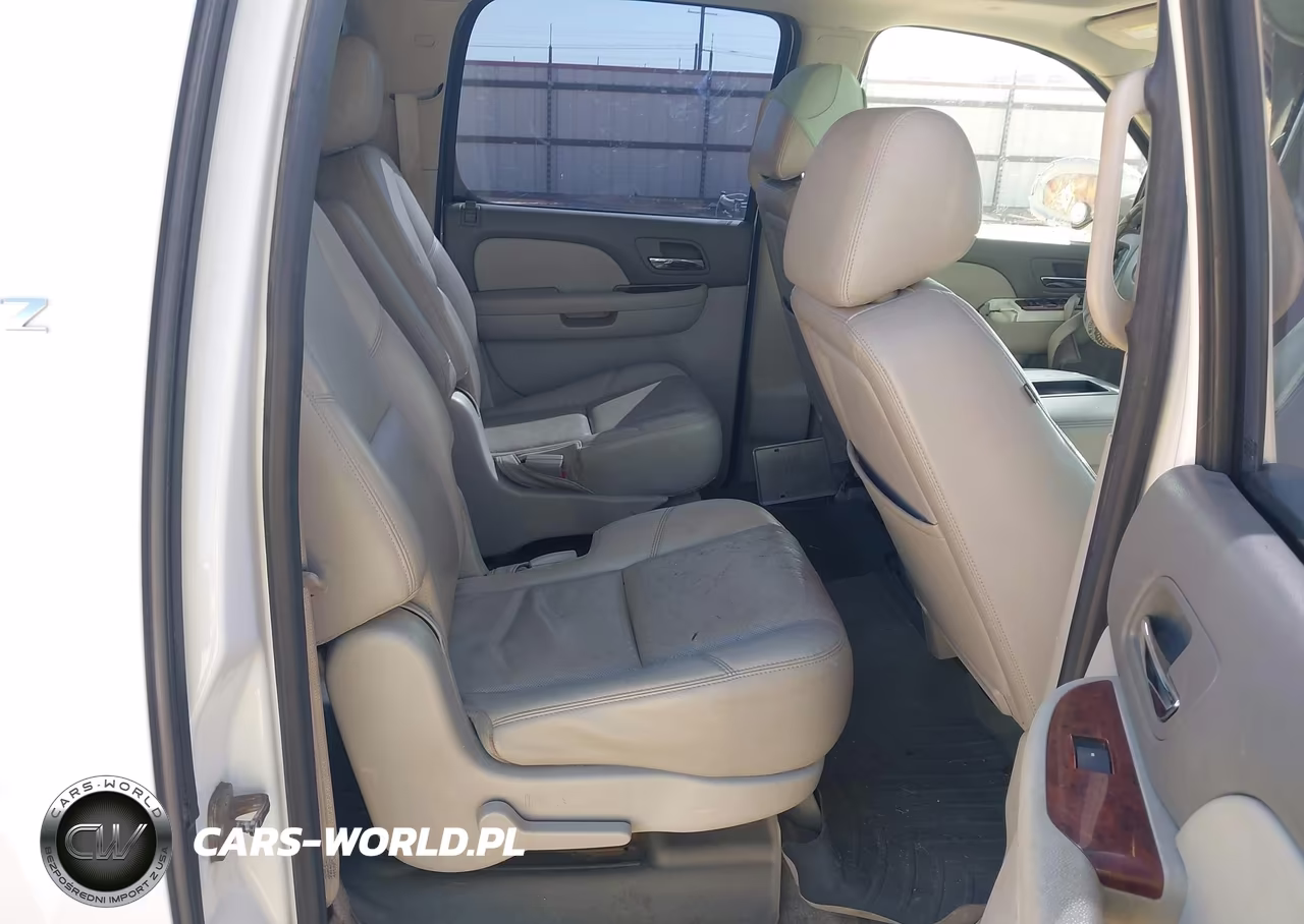 2013 Chevrolet Suburban Ltz VIN:1GNSKKE79DR371106 - 8