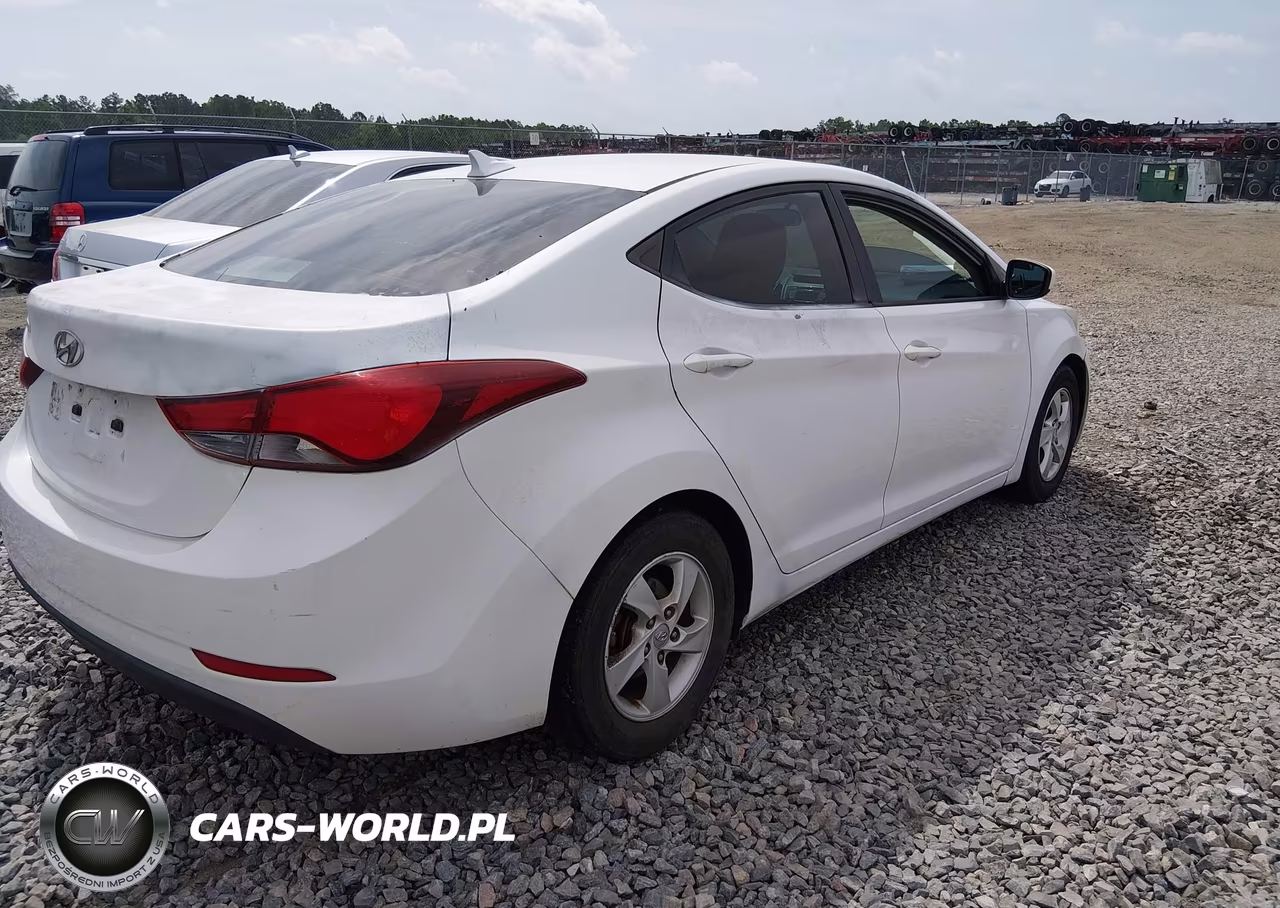 2015 Hyundai Elantra Se VIN:5NPDH4AE8FH634762 - 4