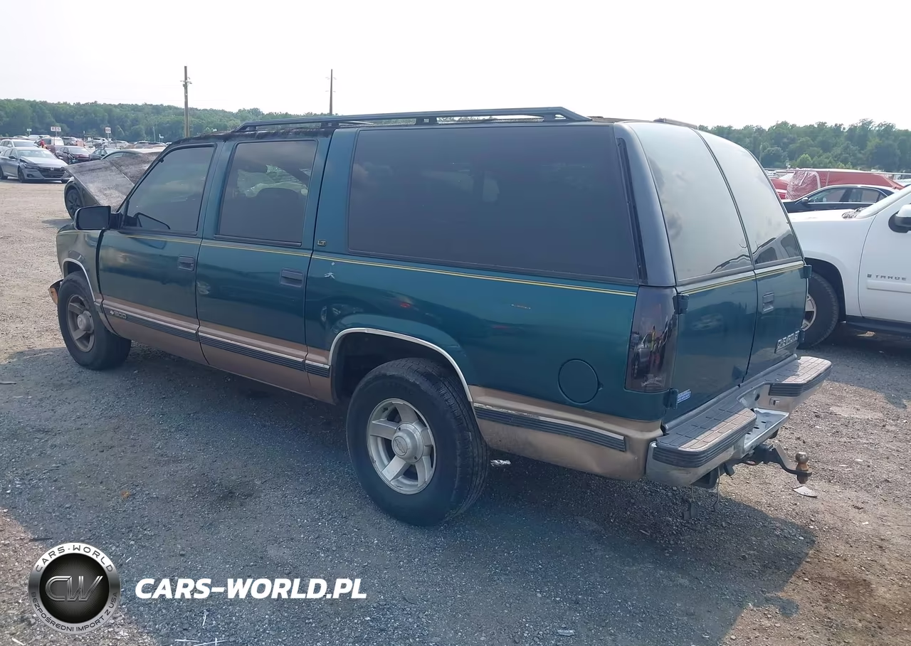 1997 Chevrolet Suburban 1500 VIN:1GNEC16R7VJ442744 - 3
