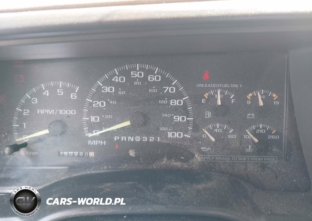 1997 Chevrolet Suburban 1500 VIN:1GNEC16R7VJ442744 - 7