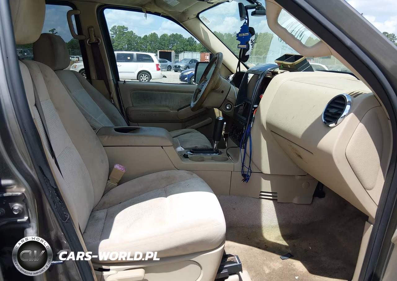 2006 Ford Explorer Xlt VIN:1FMEU73E16UA70615 - 5