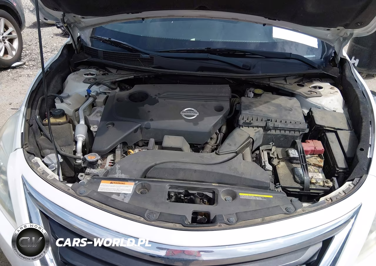 2015 Nissan Altima 2.5 S VIN:1N4AL3APXFN308982 - 10
