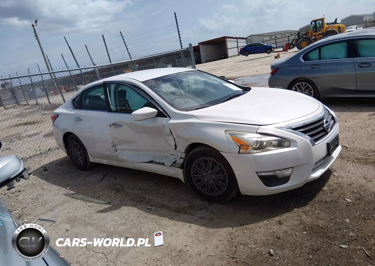 2015 Nissan Altima 2.5 S VIN:1N4AL3APXFN308982 - 13