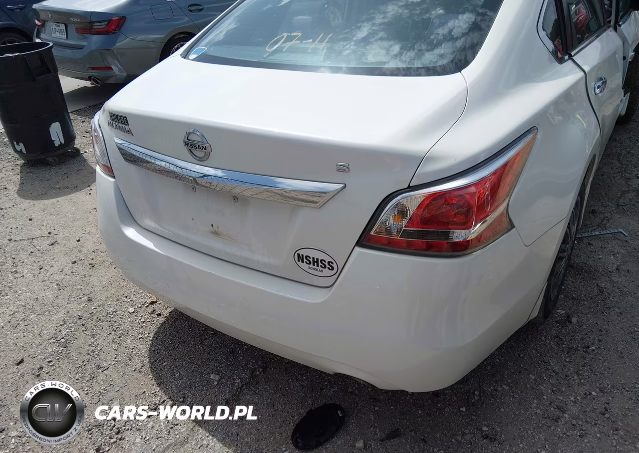 2015 Nissan Altima 2.5 S VIN:1N4AL3APXFN308982 - 16