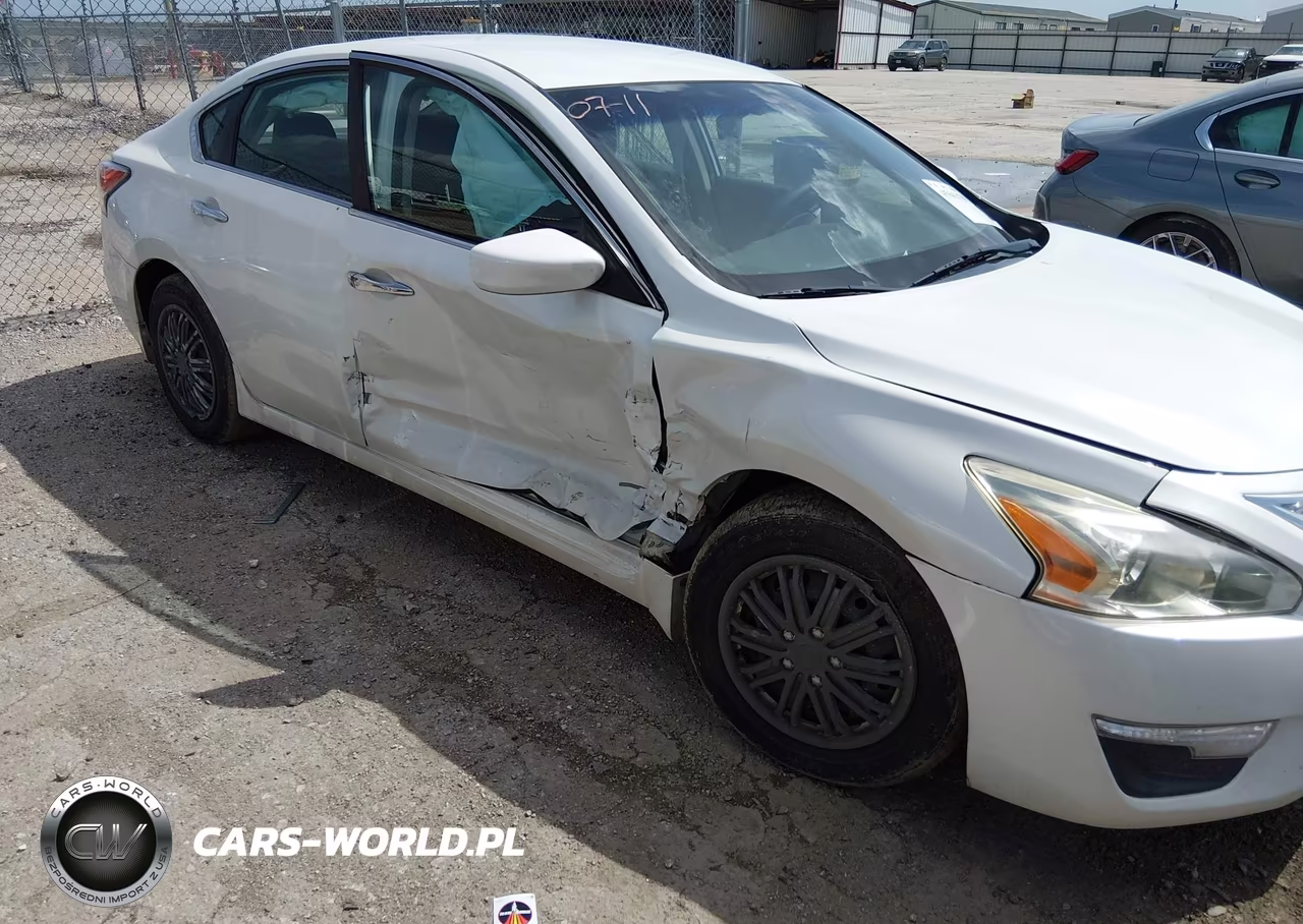 2015 Nissan Altima 2.5 S VIN:1N4AL3APXFN308982 - 6