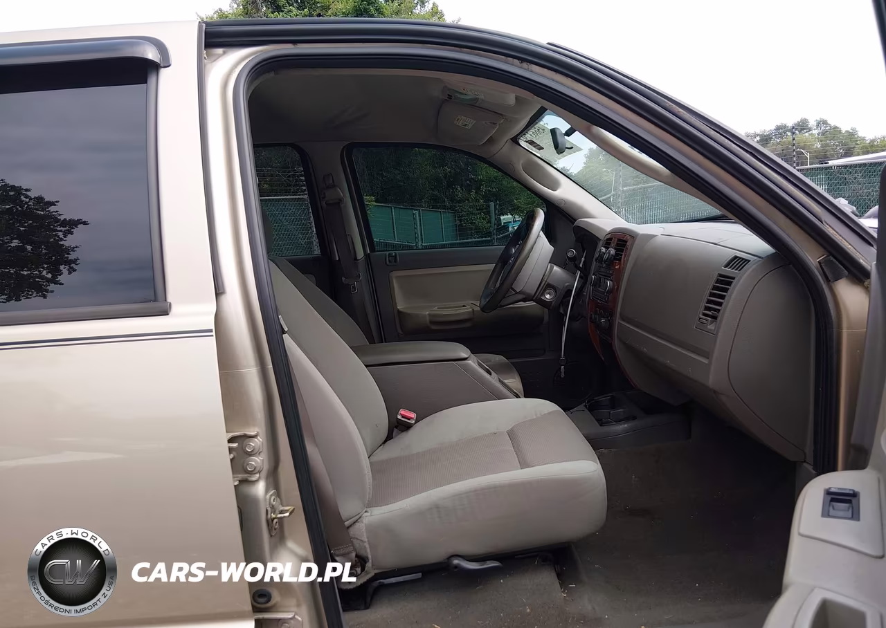 2005 Dodge Dakota Slt VIN:1D7HW48N95S225124 - 5